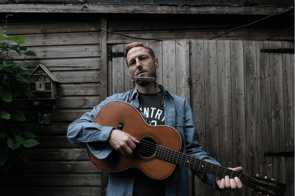 Music Writer, Matt Jacobson interviews bluesman S J Downes