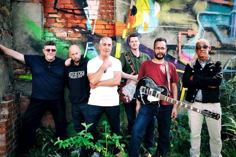 Candy Opera present 'Tell Me When The Lights Turn Green'