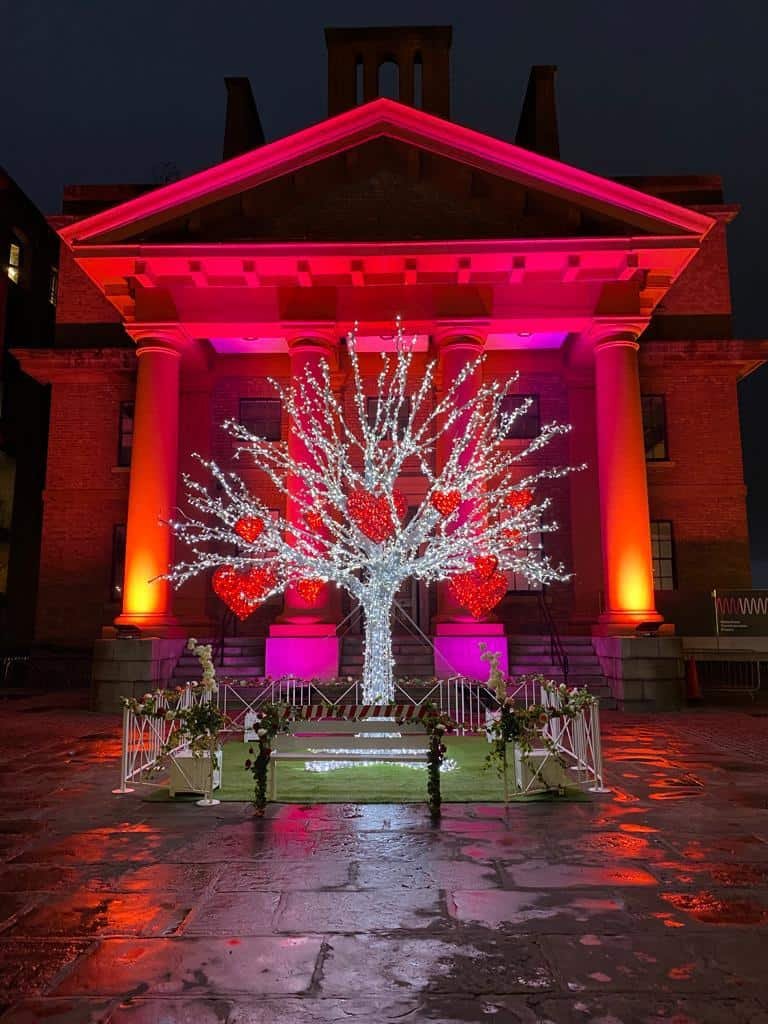 Royal Albert Dock unveils Romantic Selfie Spot ahead of Valentines