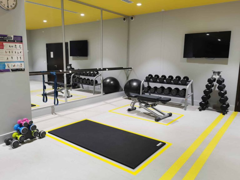 Gym 2 scaled 1 768x576