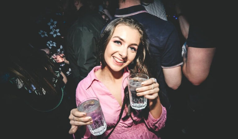IMG 8FD60609979D 1 768x449