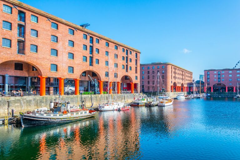 Royal Albert Dock Liverpool 768x512