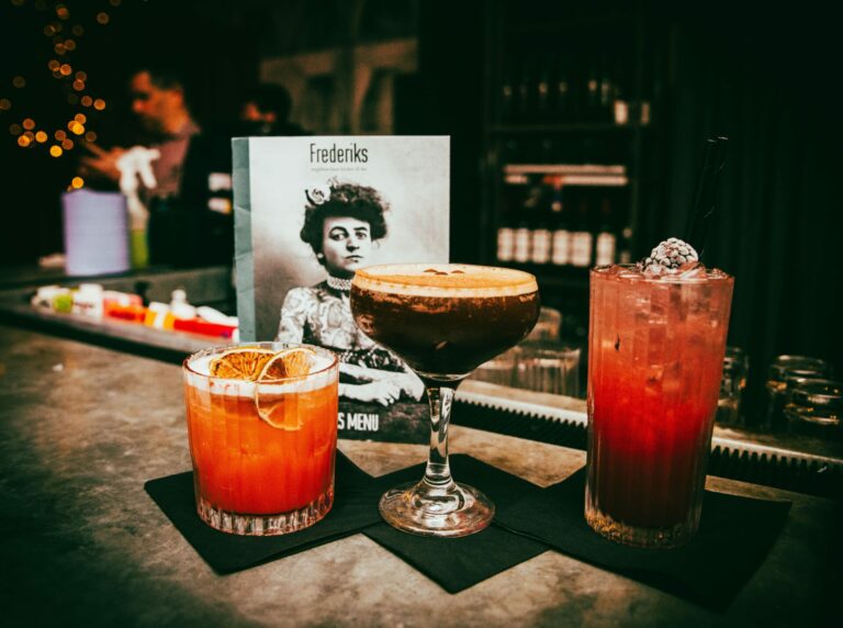 4. Cocktails min 768x572