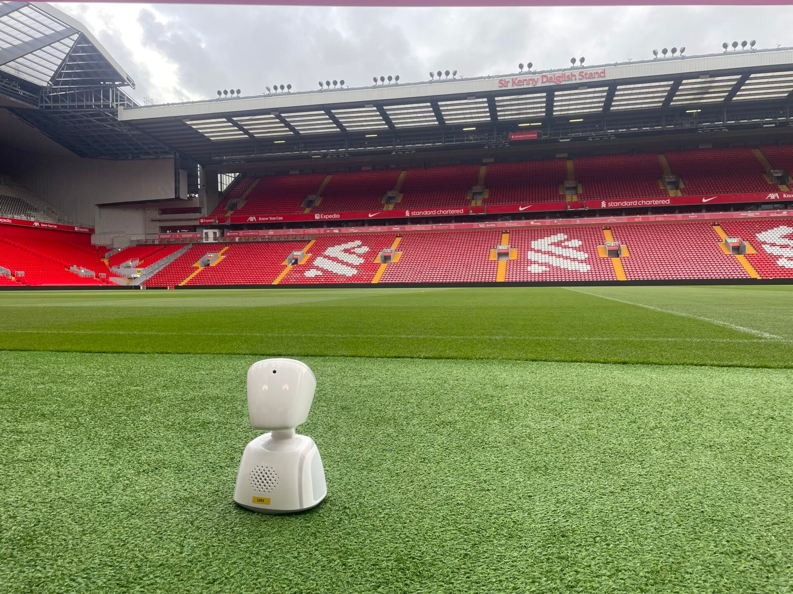 LFC fan enjoys Anfield Abseil from home thanks to the power of pioneering technology