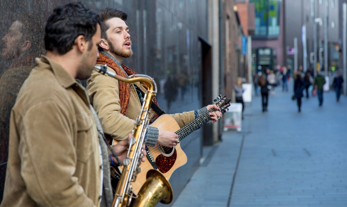 Liverpool ONE calls on talented buskers to showcase their talents