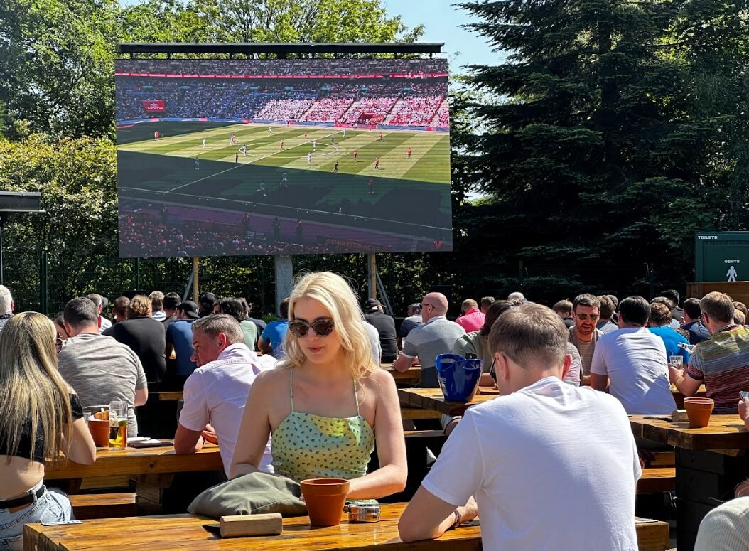 Fletcher's Beer Garden is back & hosting a family-friendly Hoedown this bank holiday