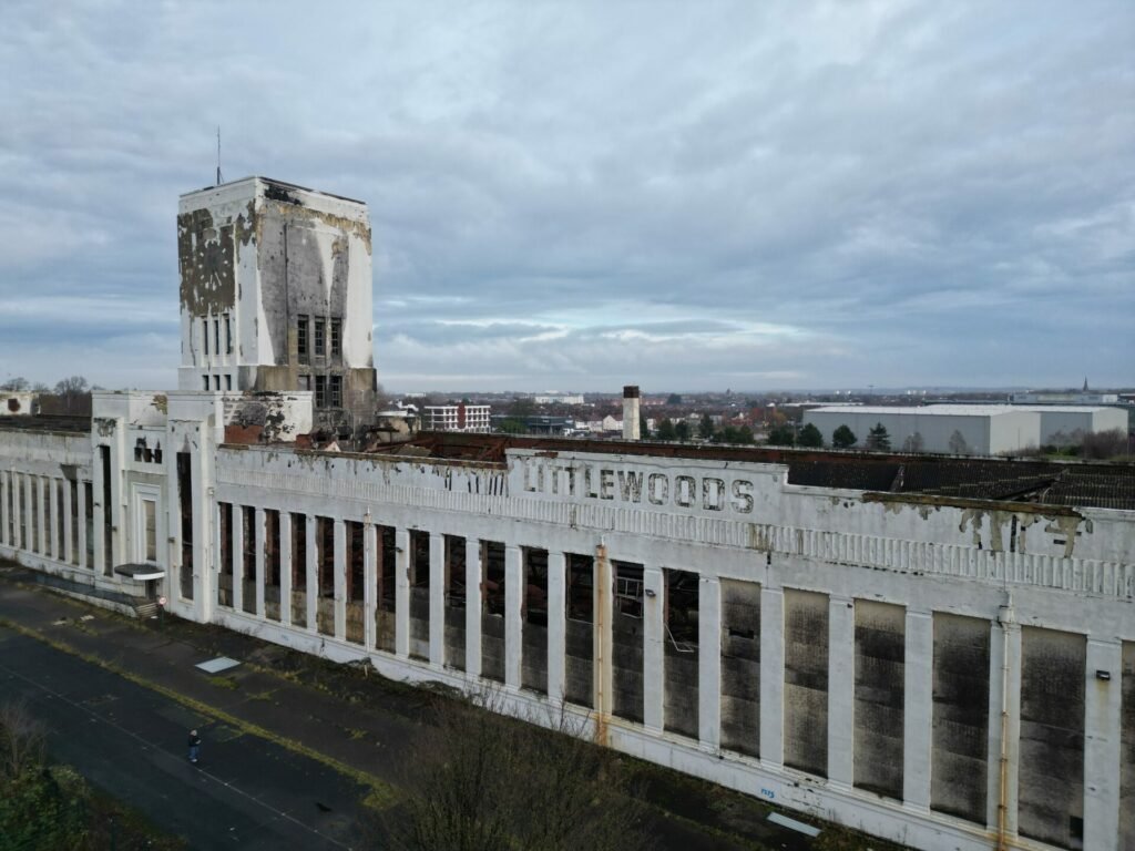 Littlewoods clock tower to be dismantled and rebuilt