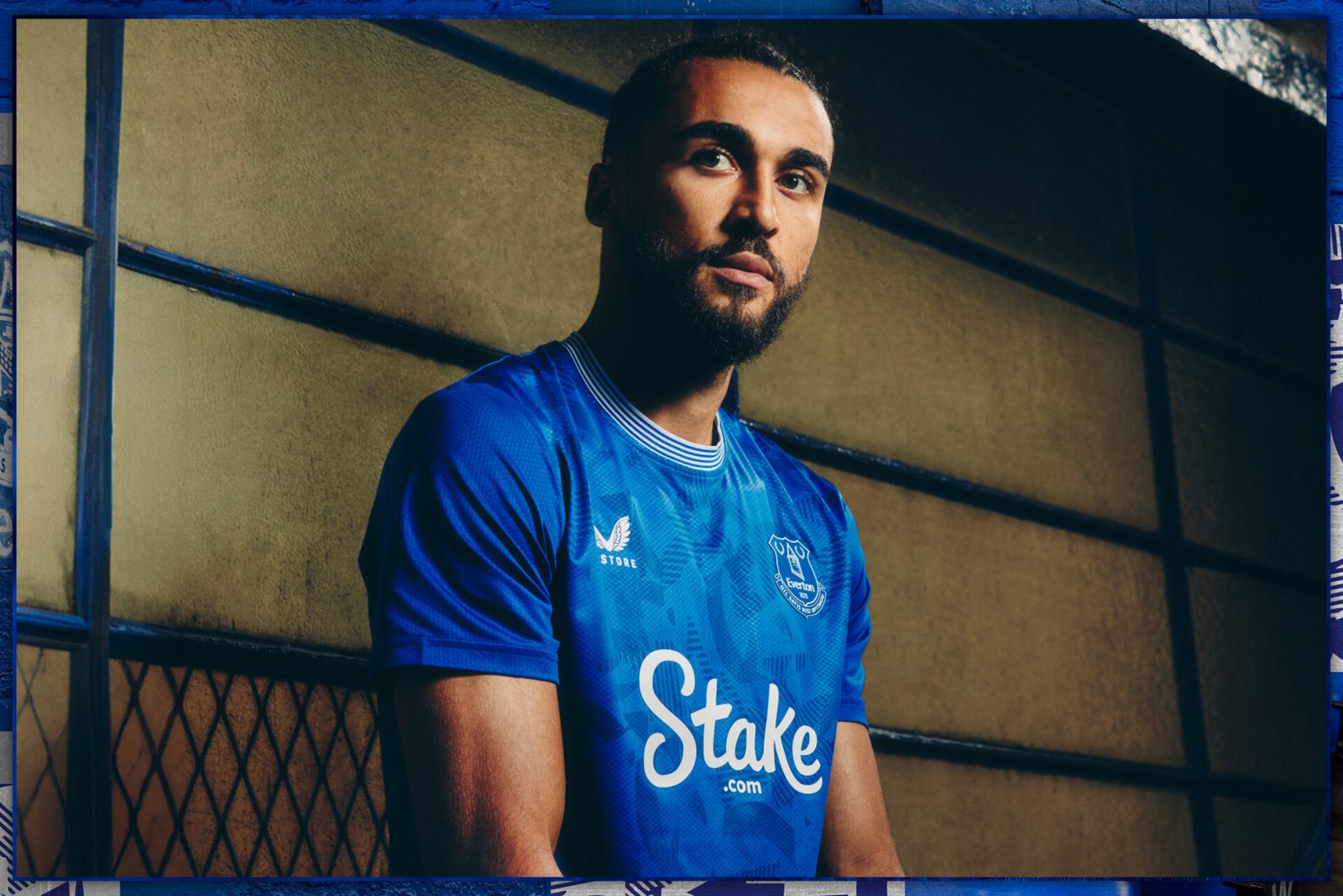 Everton reveal new home kit