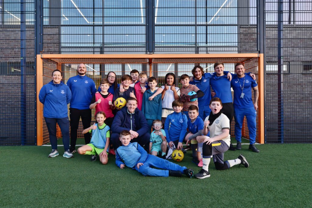 Jordan Pickford surprises young Evertonian at Goodison Park