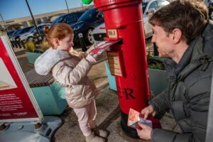 New Mersey Shopping Park launches new initiative to help spread festive cheer