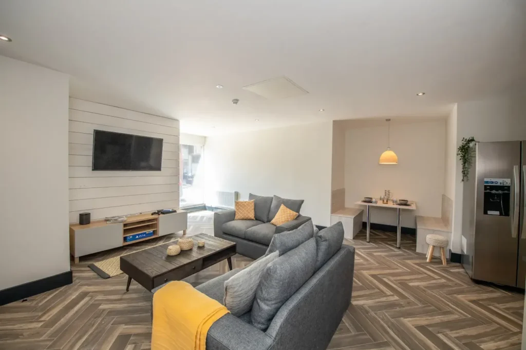 When Should You Start Looking for Student Accommodation in Liverpool?