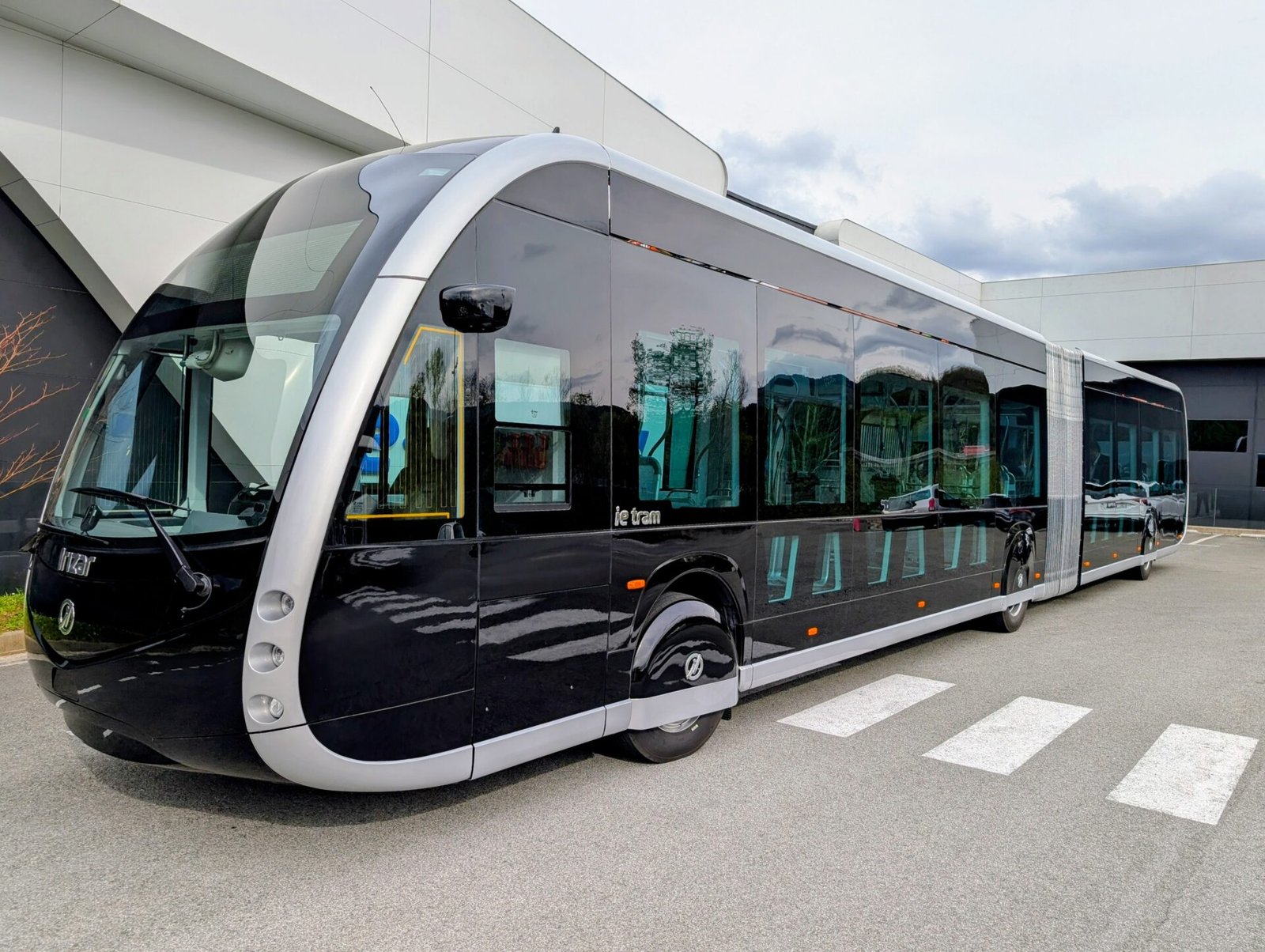 All electric ‘glider’ to be tested on the region’s roads this month