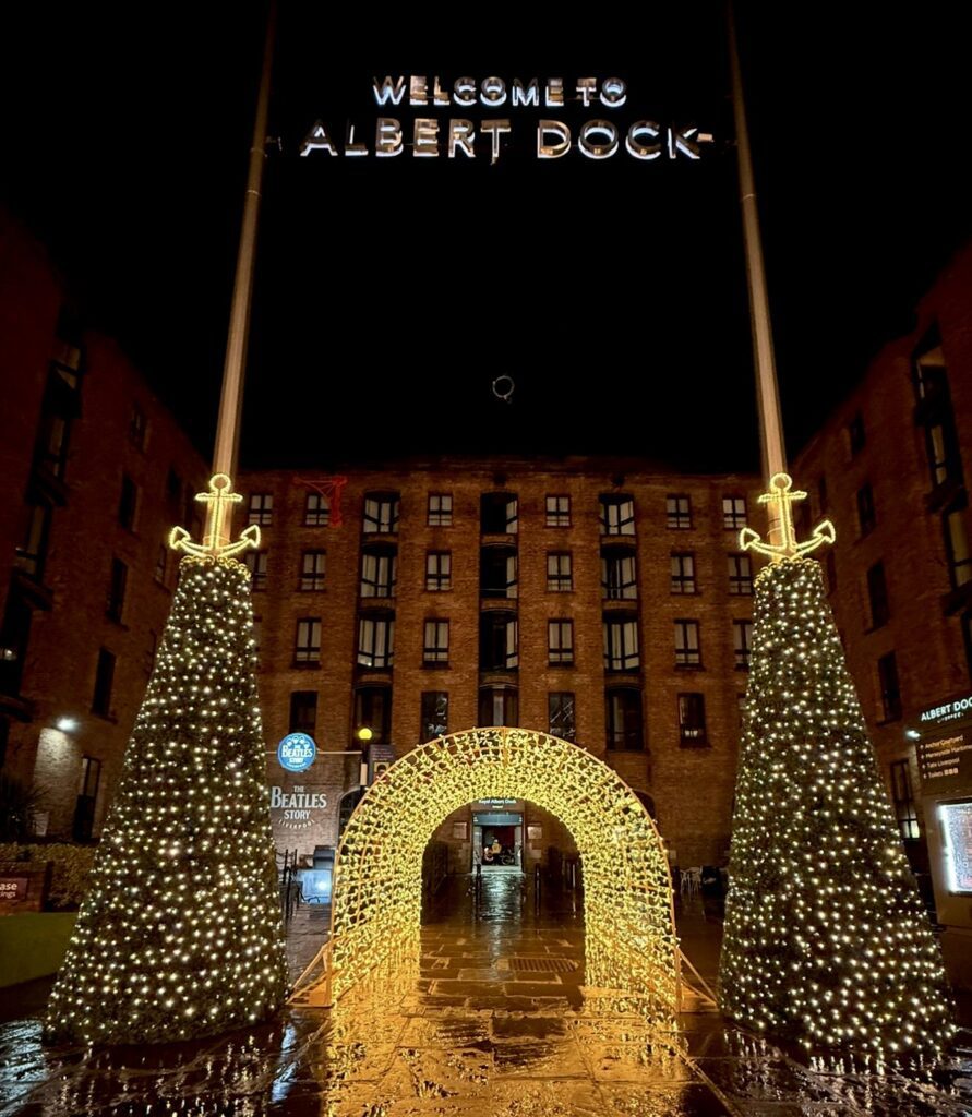 Royal Albert Dock to ‘Light Up Your Christmas’ with New Illuminations and Family Festivities