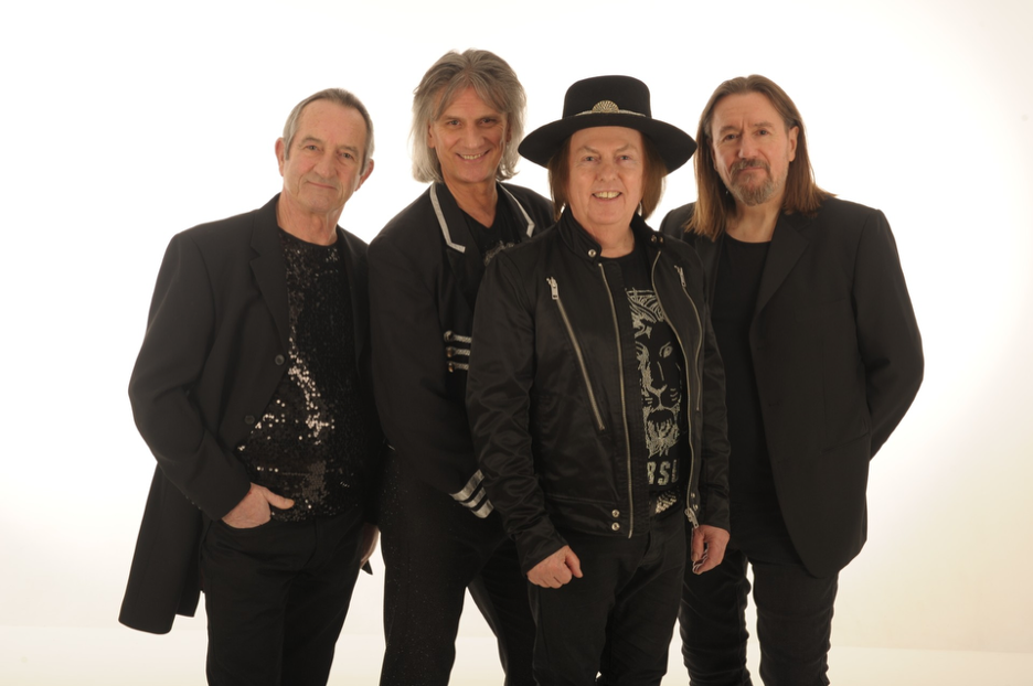 Matthew Jacobson interviews Dave Hill on Slade's Final Tour