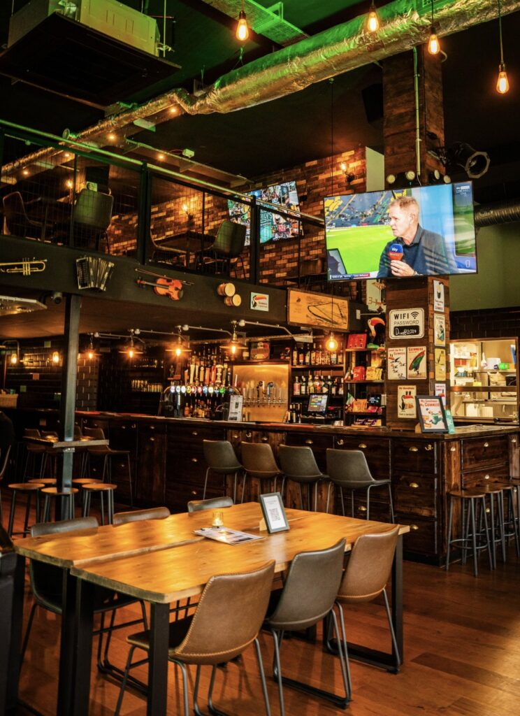 Dicey Reilly’s Celebrates 2nd Birthday with Week-Long Grand National Festival Celebrations