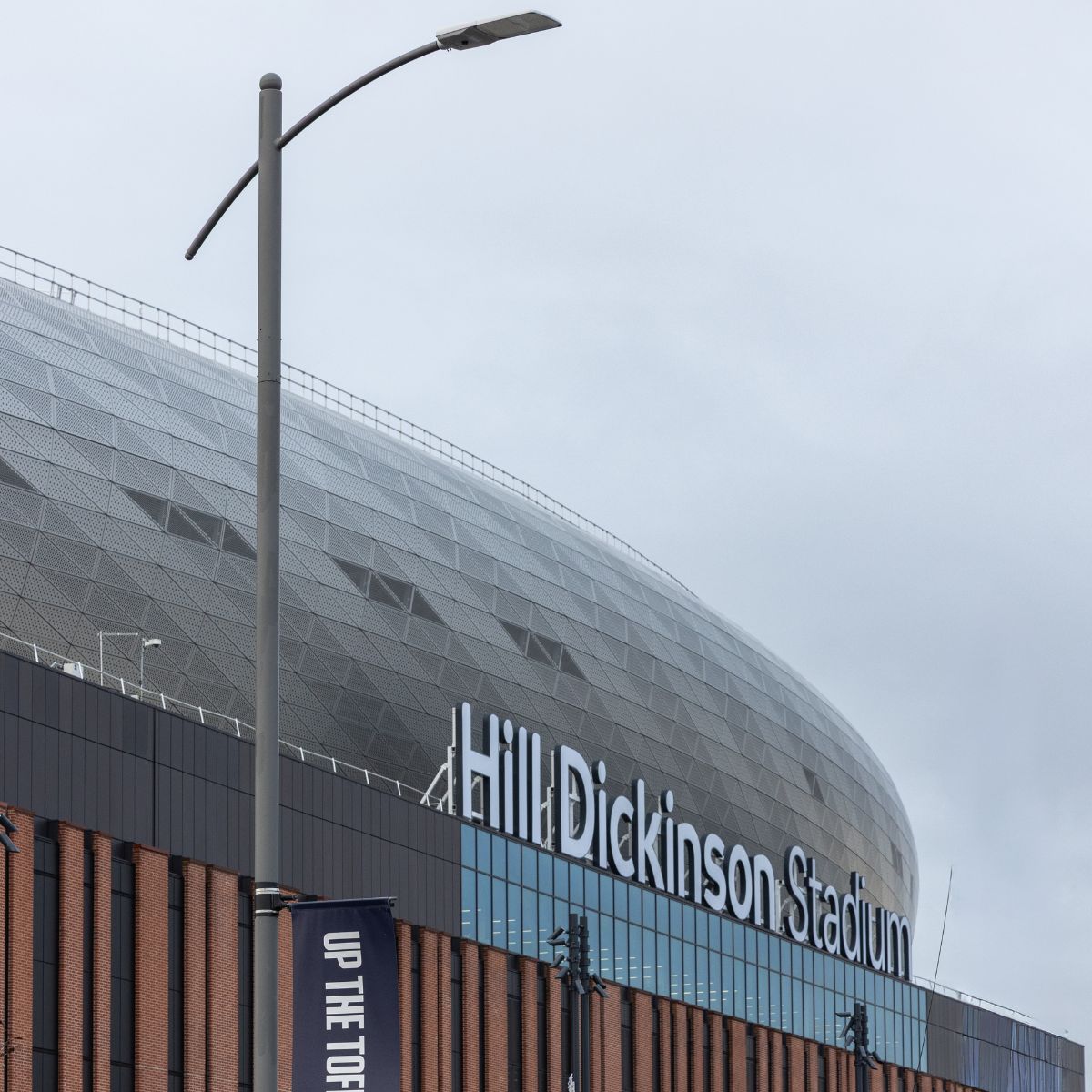 High-Tech Smart Street Lights to Dynamicly Brighten Everton Match Day Routes and Waterfront