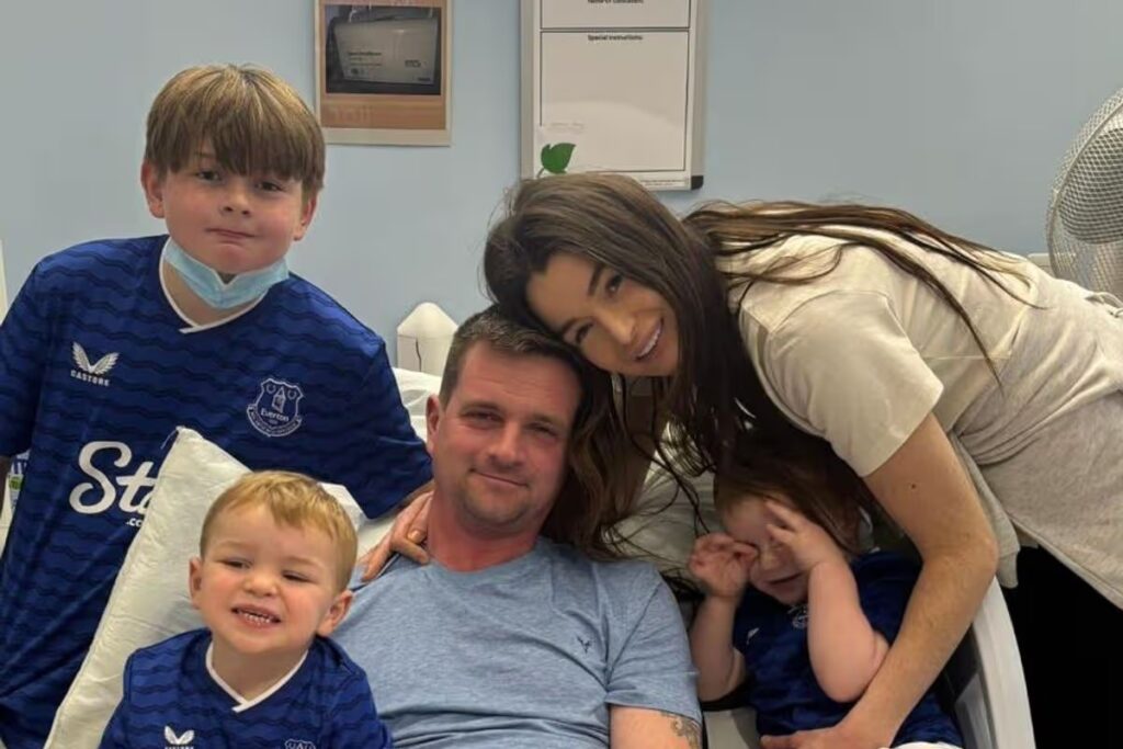 Lifelong friends to walk 20 miles for Southport dad battling stage 4 cancer