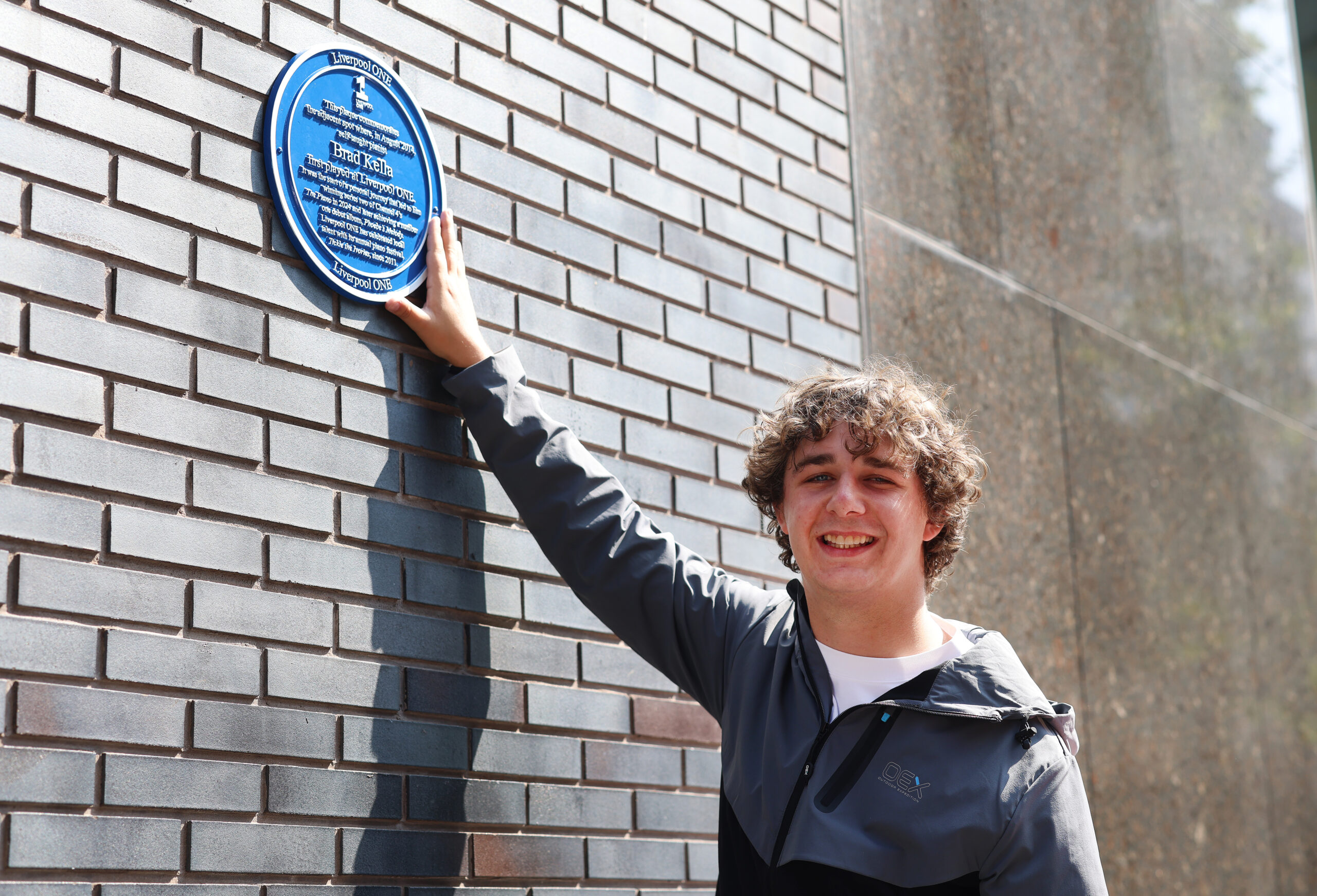 Brad Kella Honoured with Blue Plaque at Spot Where Busking Journey Began