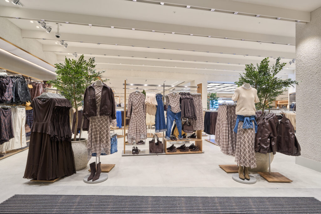 Lefties opens first UK store at Liverpool ONE