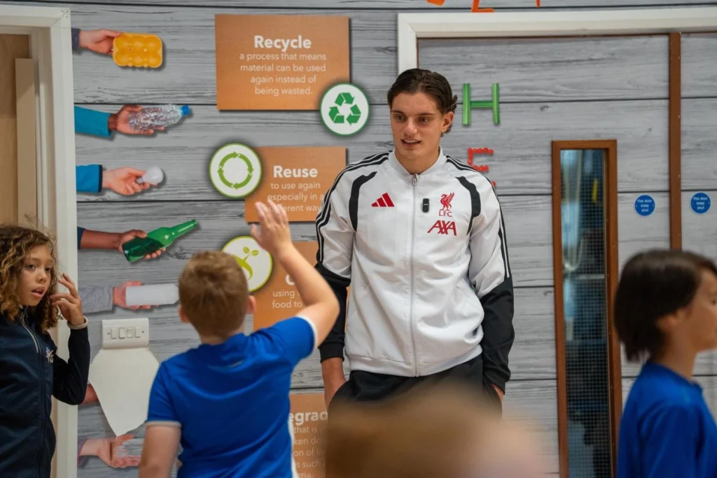 Liverpool FC stars Wataru Endo and Giovanni Leoni surprise Knowsley primary school pupils