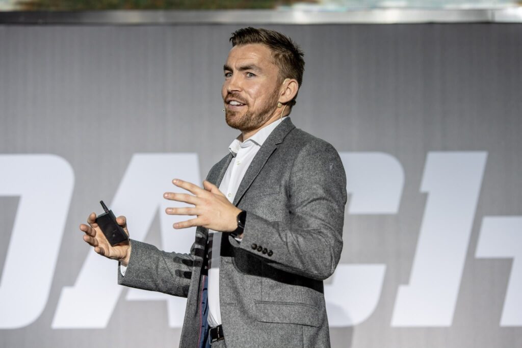 Inspirational Liverpool speaker Andy Grant offers free school talks throughout October for charity