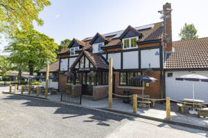 Popular Broadgreen pub The Turnpike unveils fresh new look
